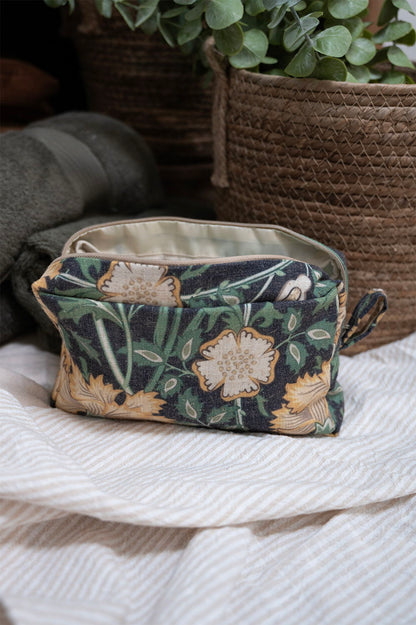 Makeup bag