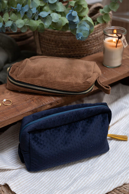 Makeup bag
